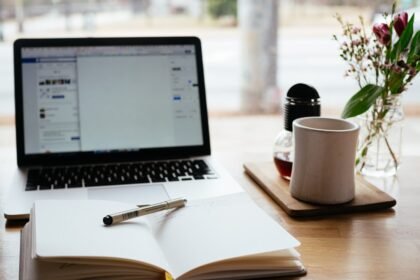 Writer working at a desk representing Blair Warren's career in persuasion and copywriting