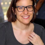 Ali Hazelwood biography photo
